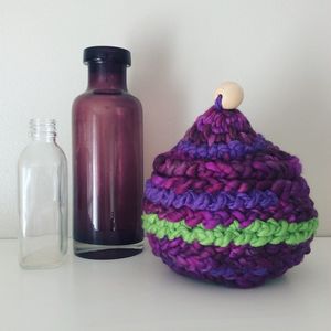 This mini basket is meant for storing small items like keys or your laundry card