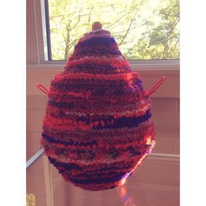 This medium sized basket is for storing objects like children